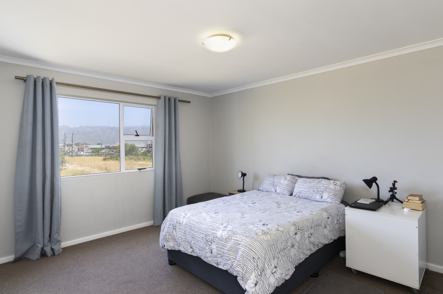 To Let 2 Bedroom Property for Rent in Heritage Park Western Cape